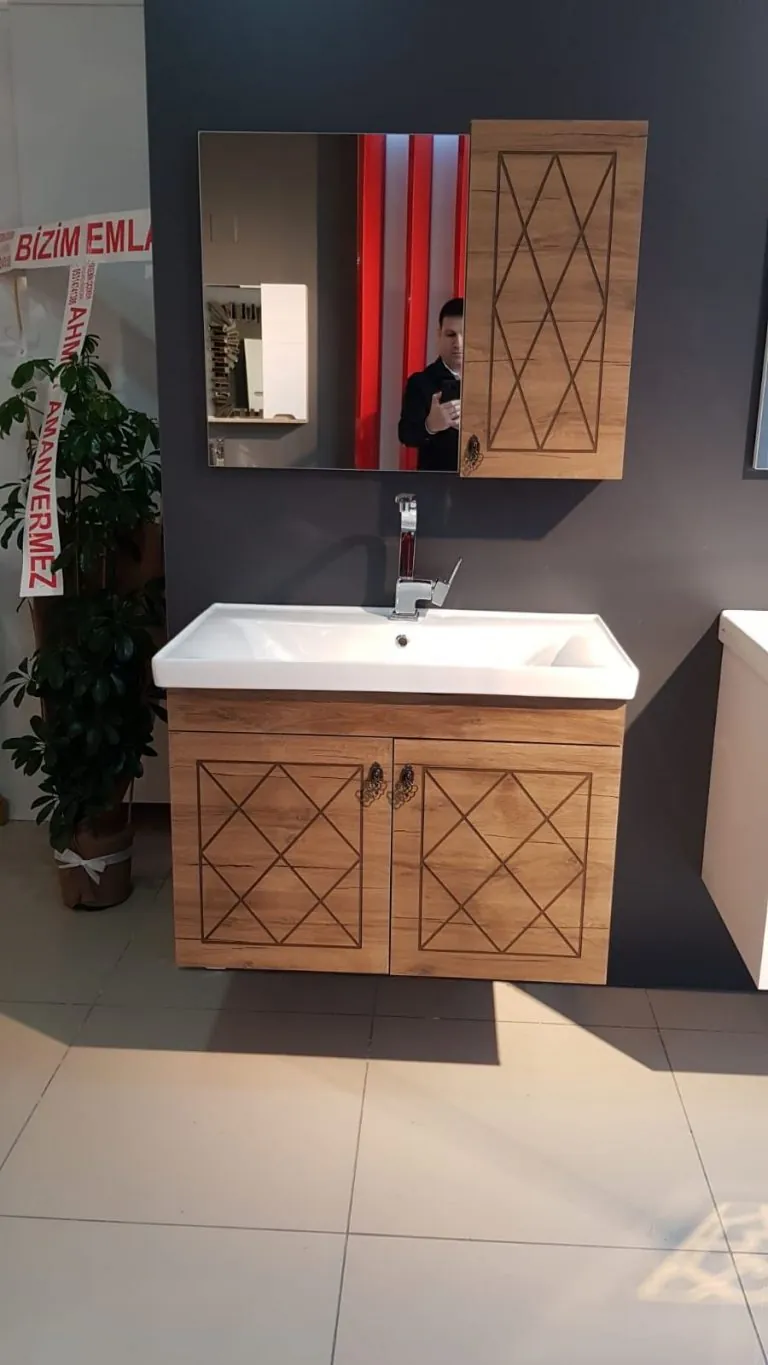 Ölçüye Özel Banyo Dolabı