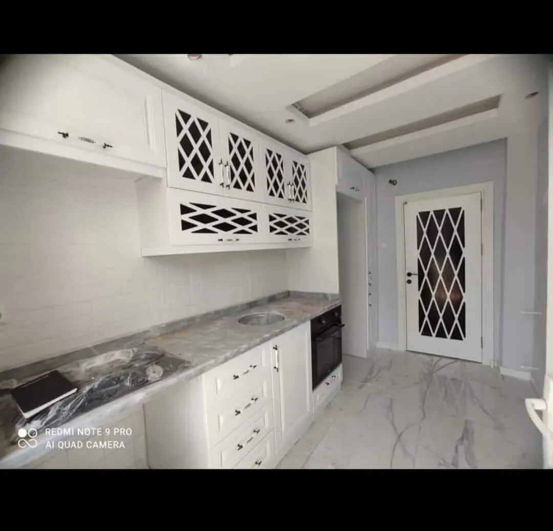 Lake CNC desenli villa mutfak